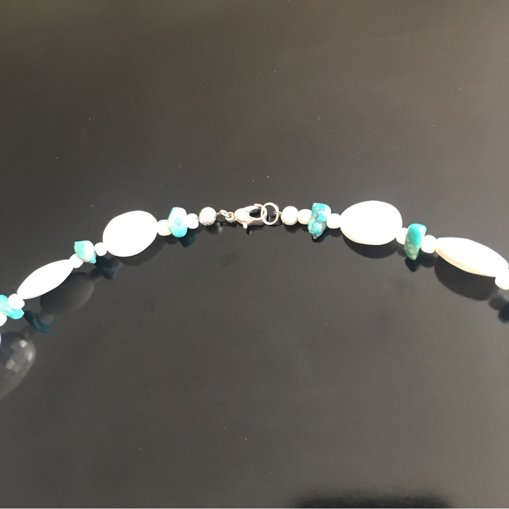 Shell & Turquoise Necklace - Picture 11 of 16